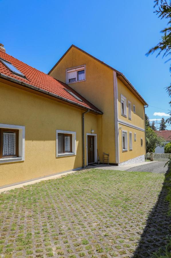 Villa Grande Hévíz Exteriör bild